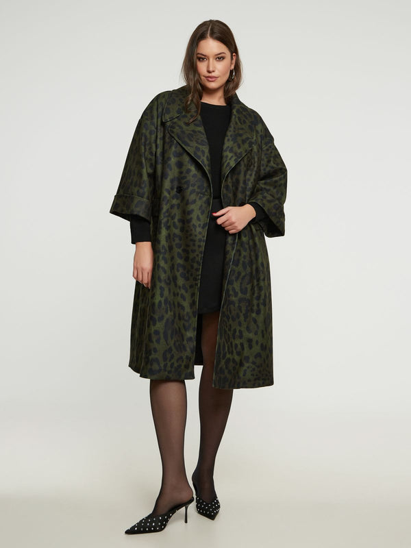 8401.4056 Oversized Leopard Print Midi Length Coat معطف متوسط الطول بطبعة جلد النمر كبير الحجم