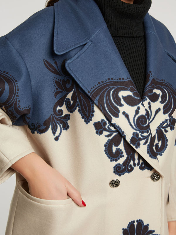 8401.4058 Ornamental Patterned Oversized Midi Length Coat معطف متوسط الطول كبير الحجم بنقوش مزخرفة