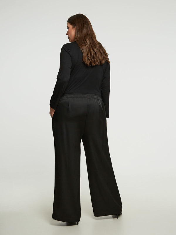 8401.2053 Wide Leg Satin Pants بنطلون ساتان واسع الساق