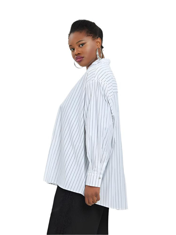 8201.3023 (Long Back Oversized Stripe Shirt) قميص مخطط طويل الظهر كبير الحجم