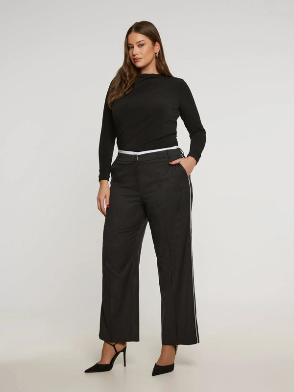 8401.2035 Wide Leg Pinstripe Pants بنطال مخطط واسع الساق