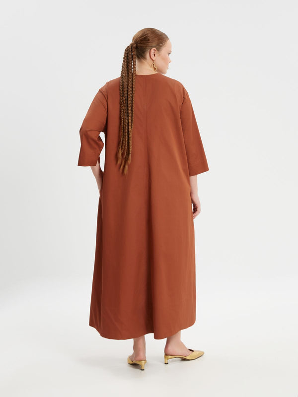 8201.7170 Poplin V Neck Dress فستان بوبلين بياقة V