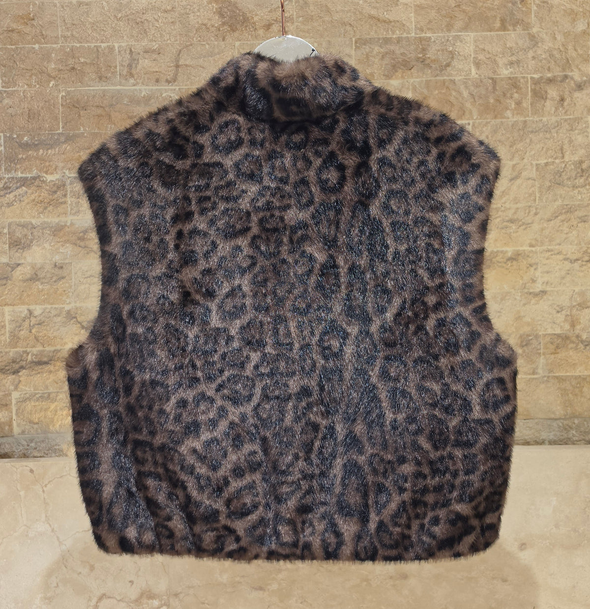 Gaby Leopard Fonce - Leopard Faux Fur Vest