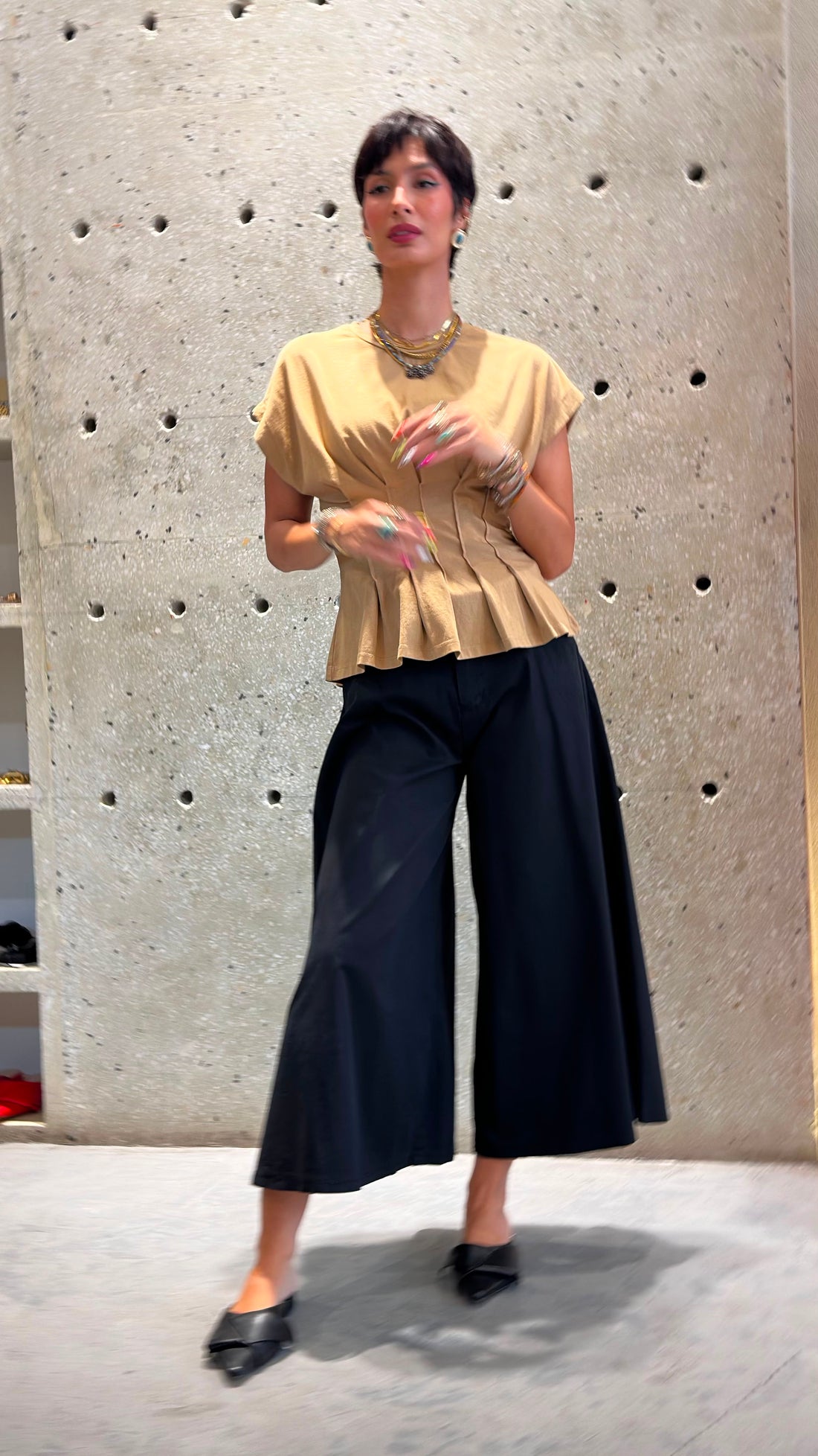 TDM71725 Peplum Style Structured Top بلوزة بتصميم بيبلوم