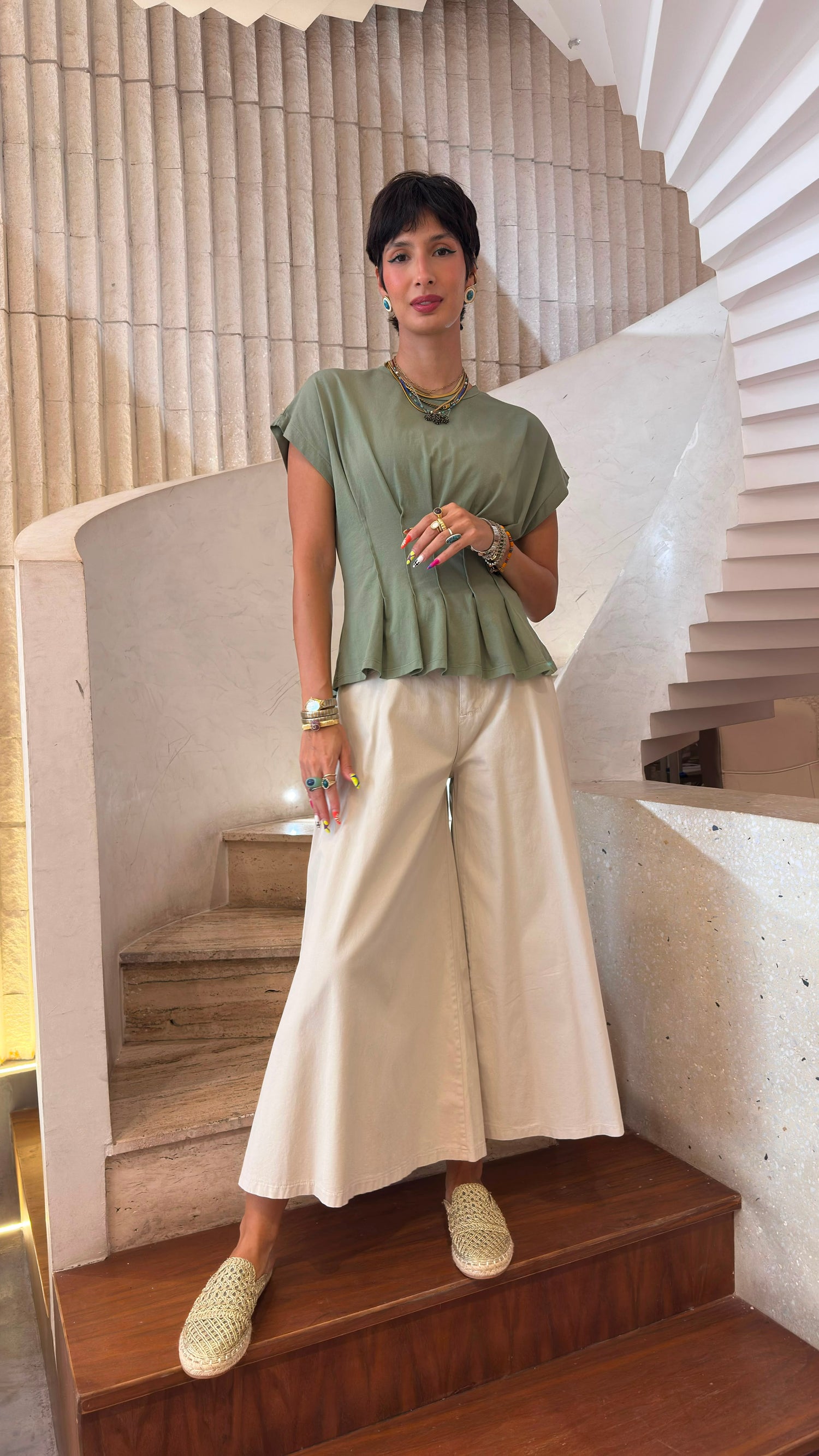 TDM71725 Peplum Style Structured Top