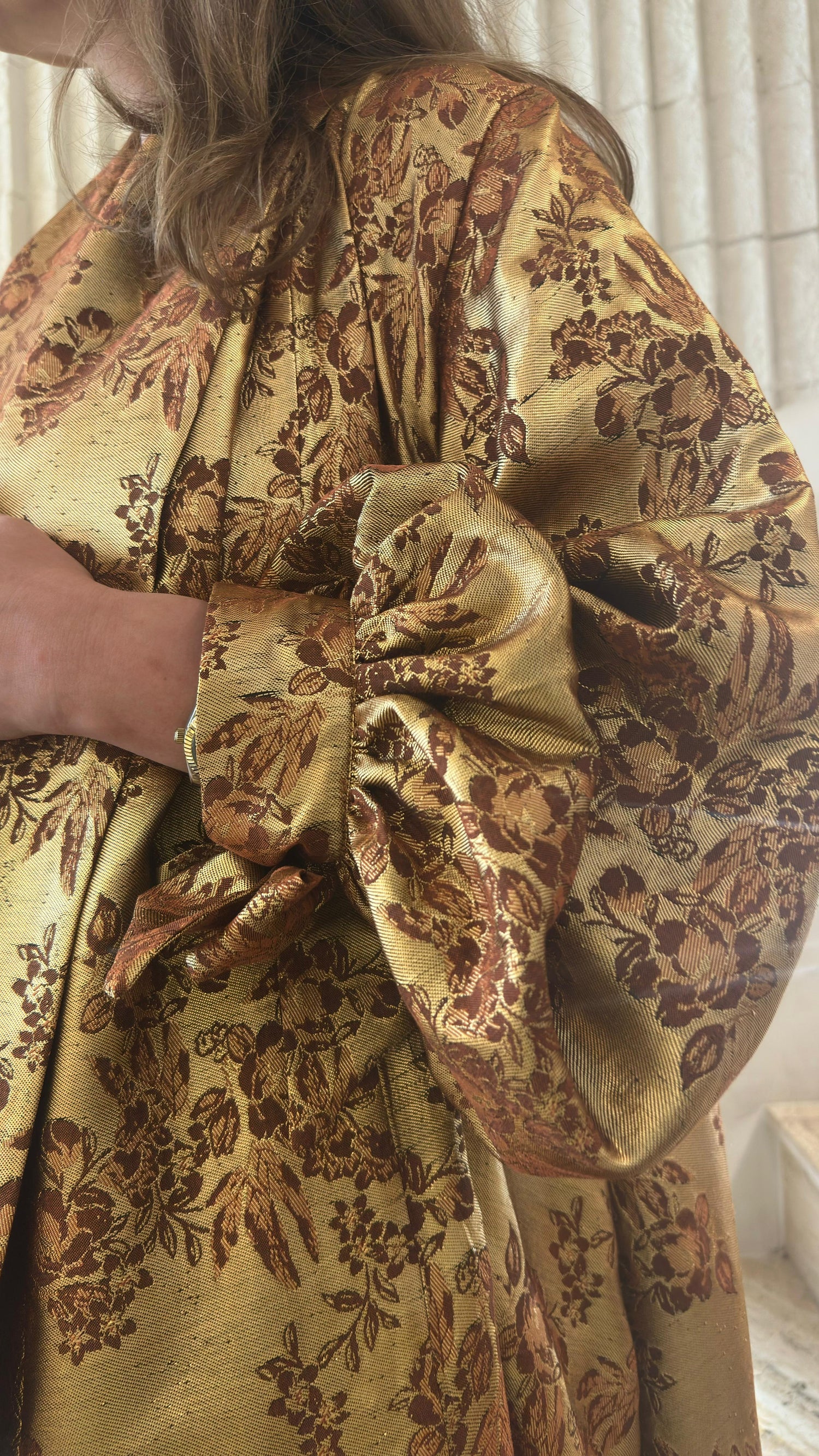 Daiki Ornate Floral Patterned Kimono - Brown Loft