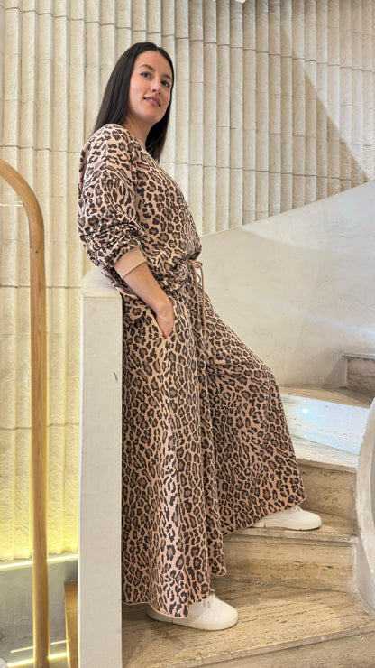 CWM53903/905 Oversized Leopard Print Sweater and Pants Set - Brown Loft