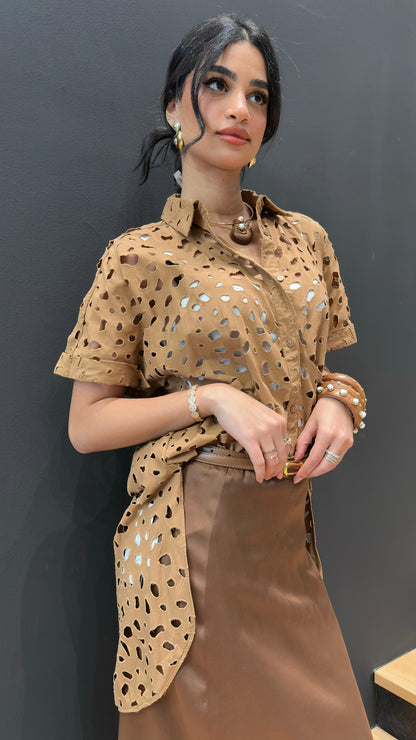 MS2615057 Eyelet Embroidered Shirt قميص مطرز بعين صغيرة - Brown Loft