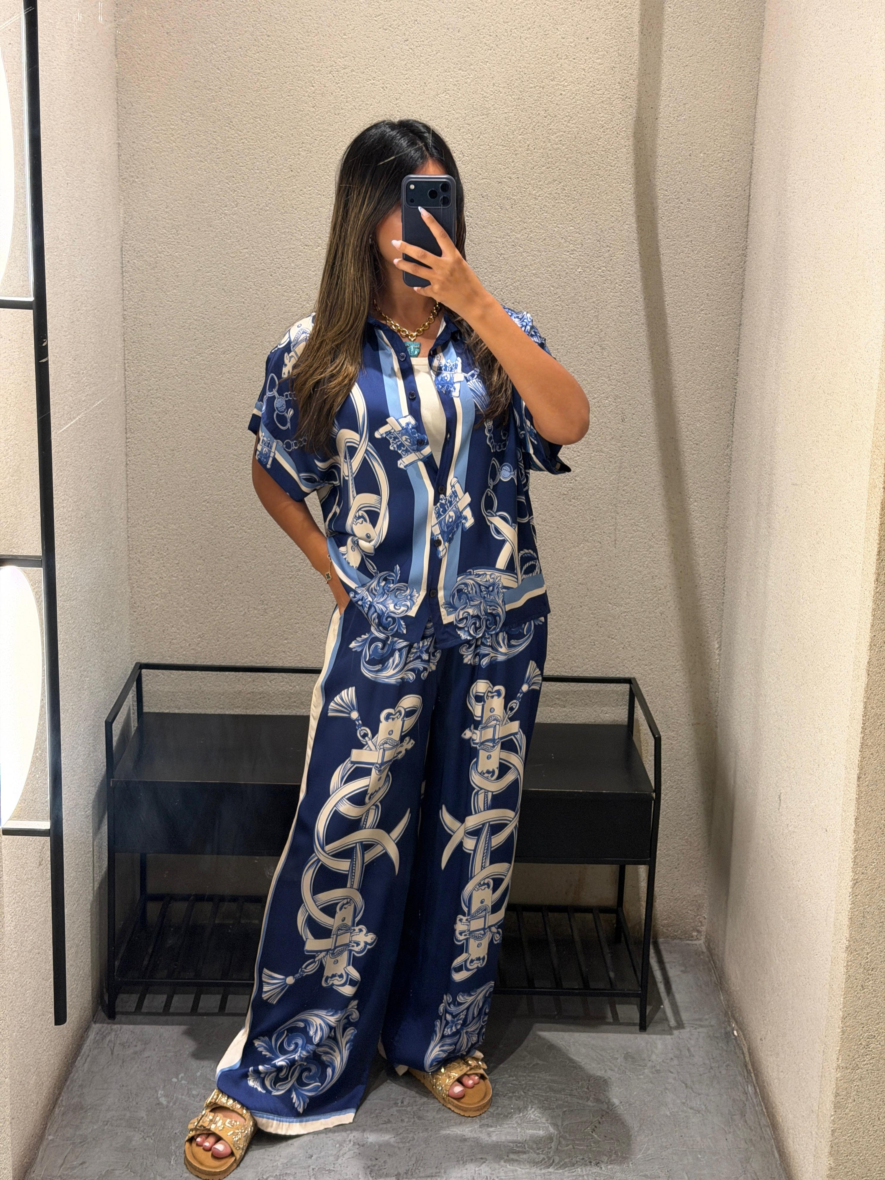 KD9099/9119VS-10 Chain Detailed Satin Shirt and Pants Set طقم قميص وبنطال من الساتان بتفاصيل السلاسل
