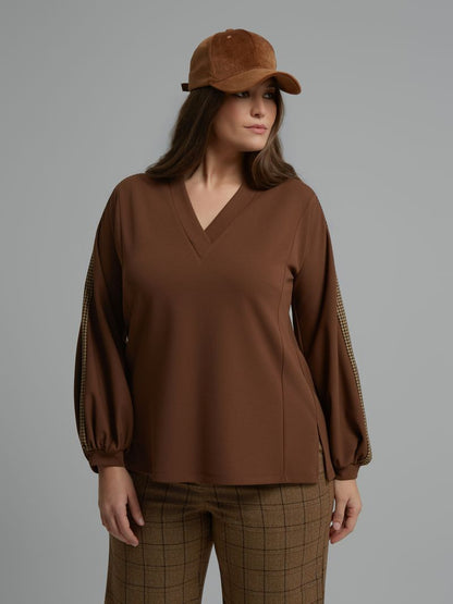 Oversized Top with Checked Sleeves 8601.1013